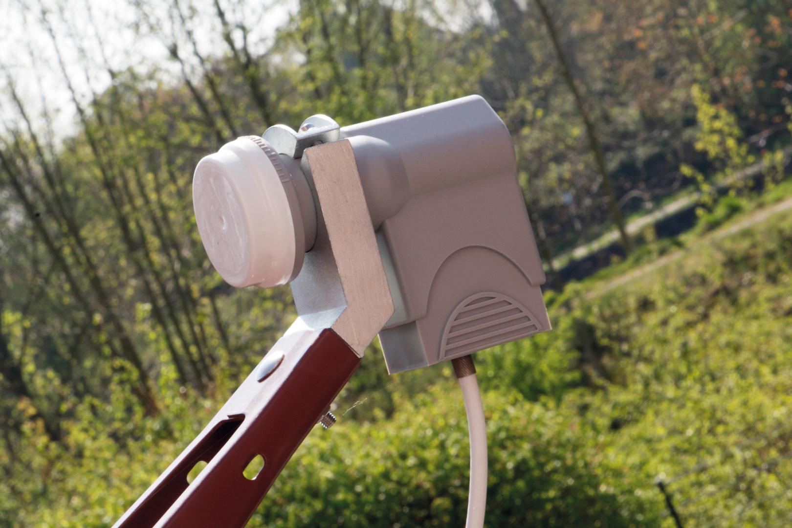 Satelliten-Antenne Axing SAA 85-03N im Test, Bild 