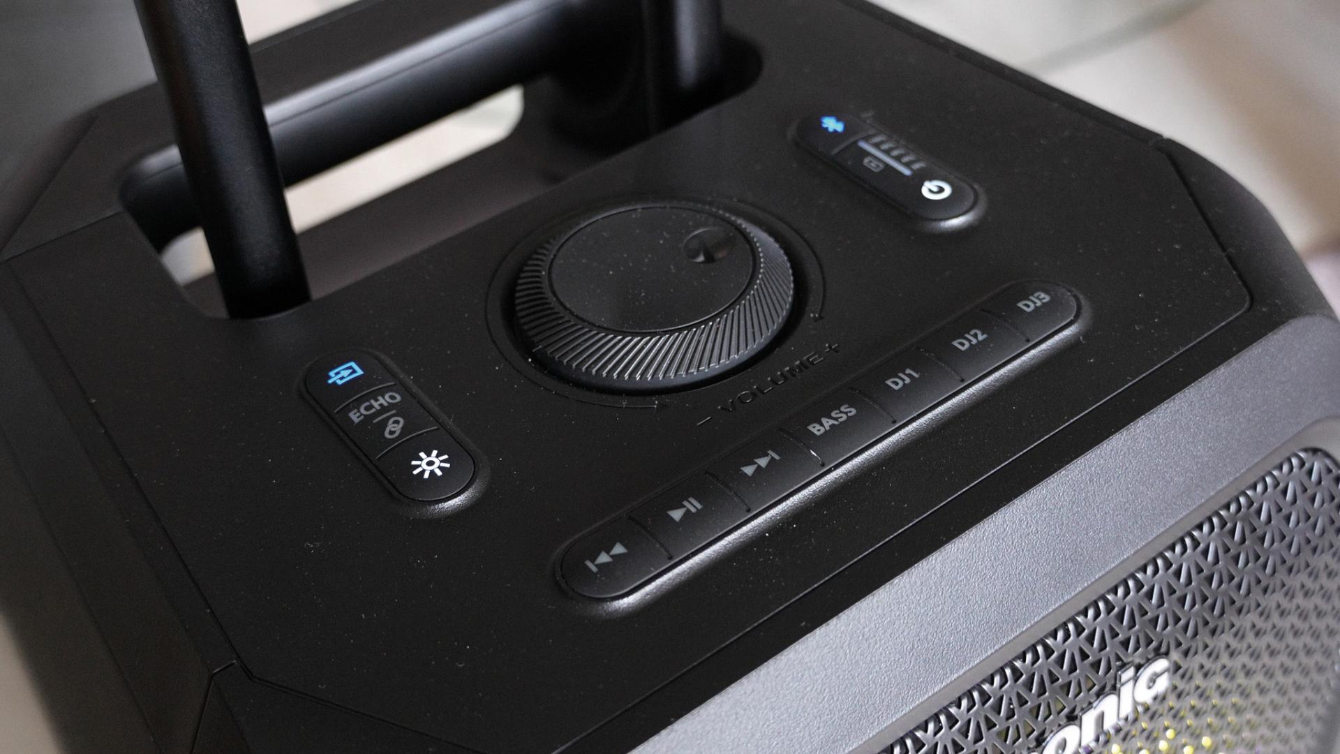 Bluetooth Lautsprecher Panasonic SC-BMAX30 im Test, Bild 